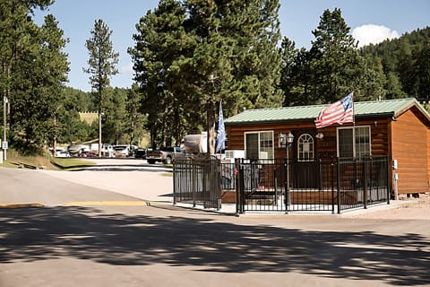 Check-in/check-out kiosk