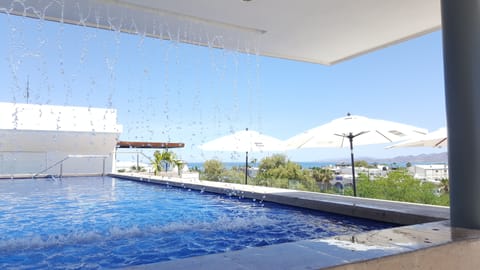 Seasonal outdoor pool