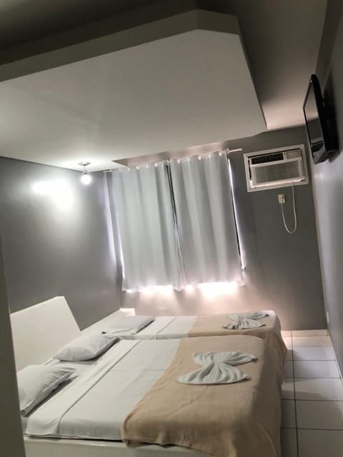 Standard Room | Minibar, desk, iron/ironing board, free WiFi