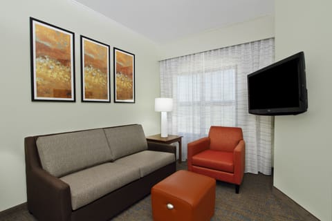 Suite, 1 Bedroom, Non Smoking | Premium bedding, desk, laptop workspace, iron/ironing board