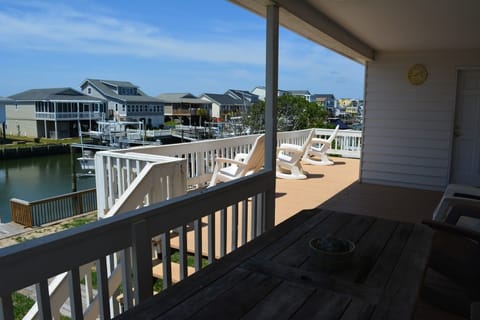 House, 2 Bedrooms | Property grounds