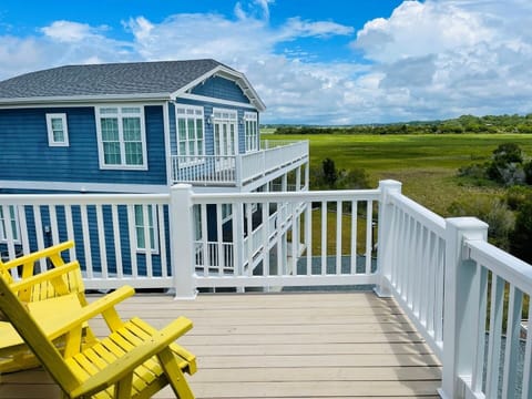 House, 2 Bedrooms | Property grounds