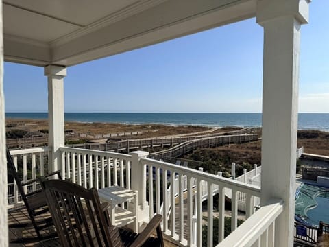 House, 5 Bedrooms | Property grounds