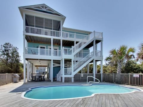 House, 4 Bedrooms | Pool | Outdoor pool