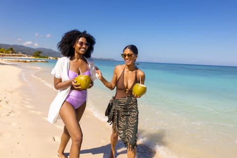 Private beach nearby, white sand, beach massages, beach volleyball