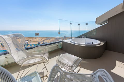 Panoramic Suite, Sea View | Terrace/patio