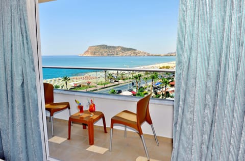 Standard Triple Room | Balcony