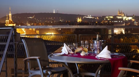 Suite, 1 Double Bed | View from room