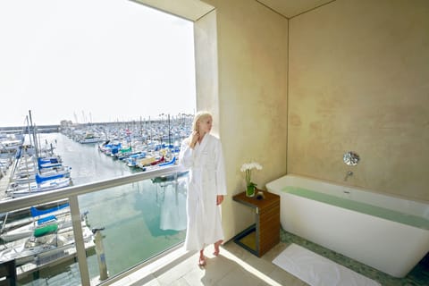 Rose Penthouse | Spa treatment