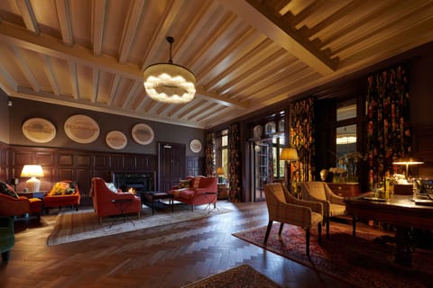 Reception hall