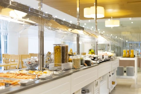 Buffet breakfast for a fee