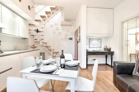 Exclusive Apartment | Living area | Flat-screen TV