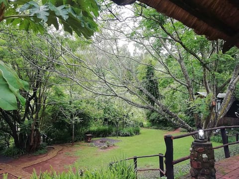 Executive Chalet, 1 Bedroom, River View, Ground Floor (4 Berth) | Garden view