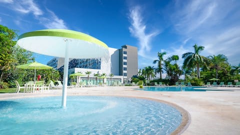 Outdoor pool, open 8:00 AM to 8:00 PM, pool umbrellas, sun loungers