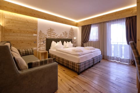 Exclusive Double Room | In-room safe, soundproofing, wheelchair access