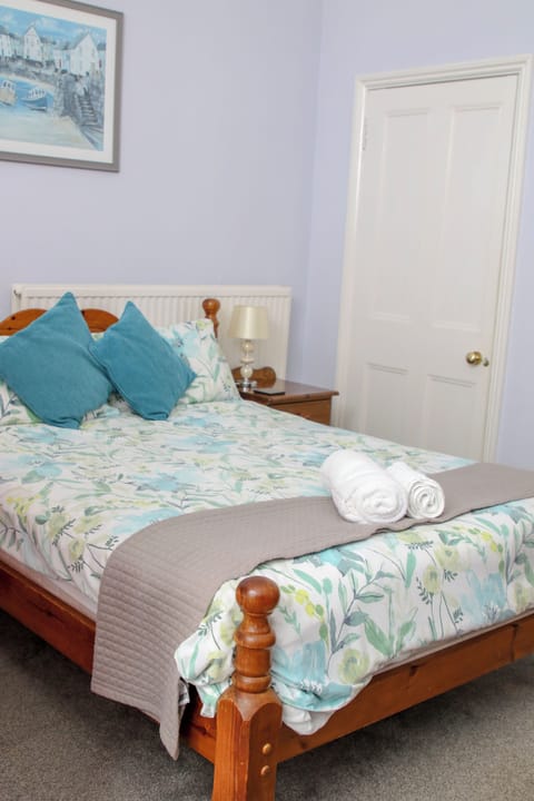 Standard Suite, Ensuite (Double and Bunk)