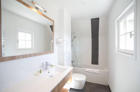 Free toiletries, hair dryer, towels, soap