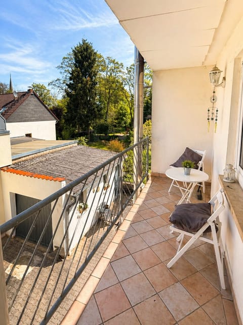 Classic Apartment, 3 Bedrooms, Balcony, Park View | Balcony