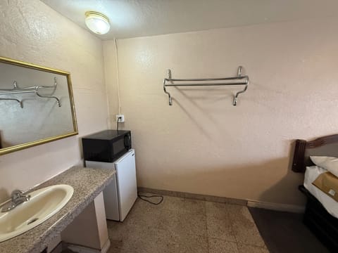 Free toiletries, towels