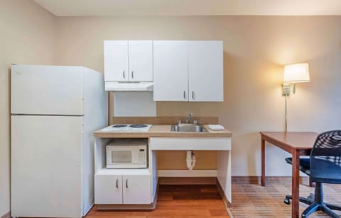 Studio, 1 Queen Bed, Mobility Accessible, Non Smoking | Private kitchen | Fridge, microwave, stovetop, coffee/tea maker