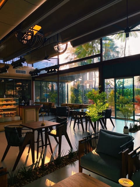 Coffee shop