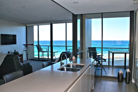 Apartment 1 | Living area | Flat-screen TV, DVD player
