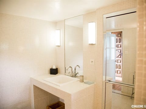 Suite, Private Bathroom | Bathroom