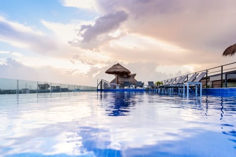 Outdoor pool, sun loungers