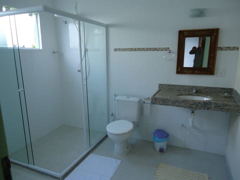Standard Room | Bathroom | Hair dryer, towels, soap, toilet paper