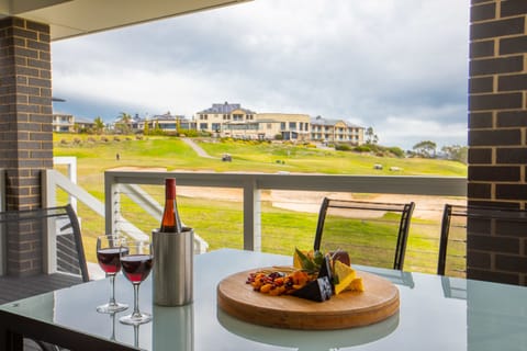 Four Bedroom Villa | Golf view