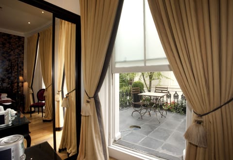 Luxury Suite | Terrace/patio