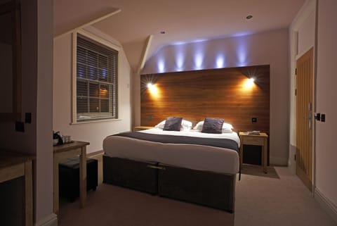 Deluxe Double or Twin Room (Kingsize) | Egyptian cotton sheets, premium bedding, individually decorated