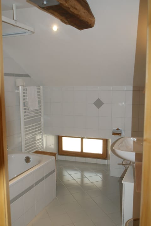 Double or Twin Room | Bathroom | Shower, free toiletries, hair dryer, towels