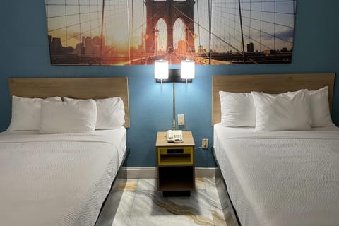 Desk, iron/ironing board, rollaway beds, free WiFi