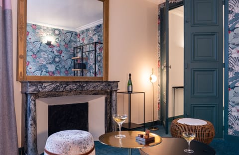 Suite | In-room safe, desk, soundproofing, free cribs/infant beds