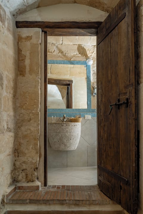 Free toiletries, hair dryer, bathrobes, slippers