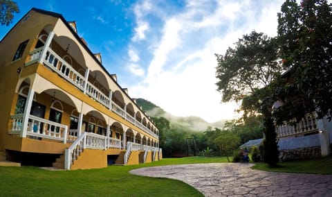 Superior Double Bed, Mountain View | Resort view