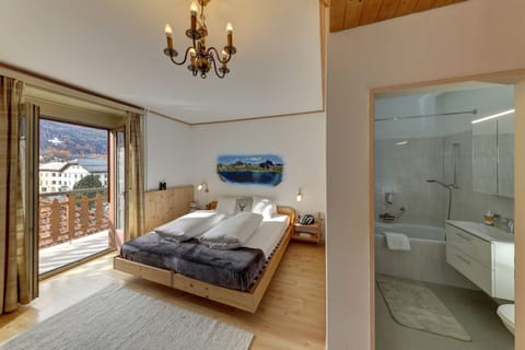 Double or Twin Room | Desk, soundproofing, free WiFi