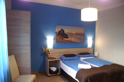 Standard Double or Twin Room (Cielo) | Desk, blackout drapes, soundproofing, free WiFi