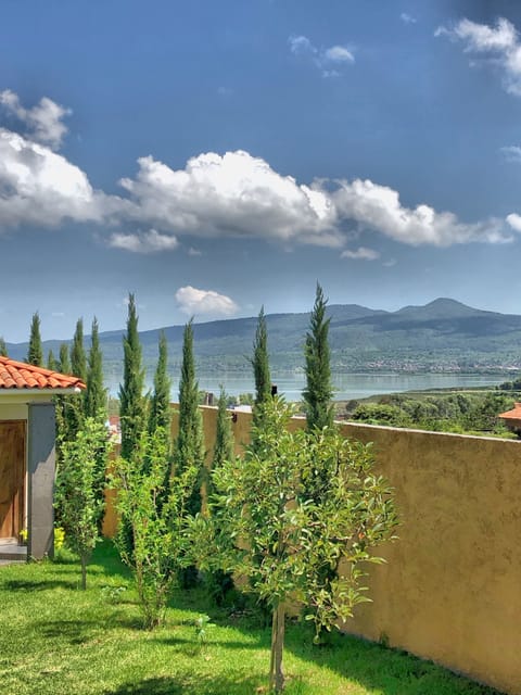 Romantic Cabin, 1 King Bed, Terrace, Partial Lake View (Maria Luisa) | Lake view