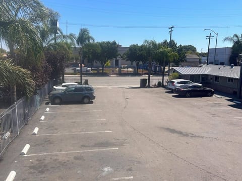 Free self parking