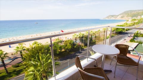Standard Room, 1 Bedroom, Non Smoking, Sea View | Balcony
