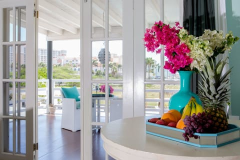 Exclusive Penthouse, 1 King Bed | Balcony