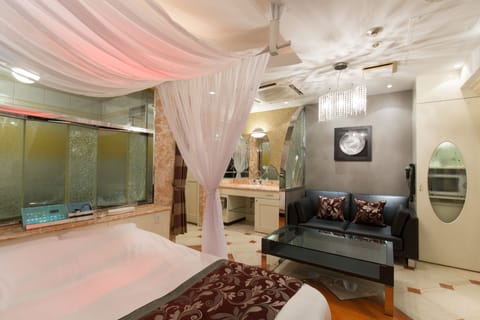 Premium bedding, minibar, in-room safe, individually decorated