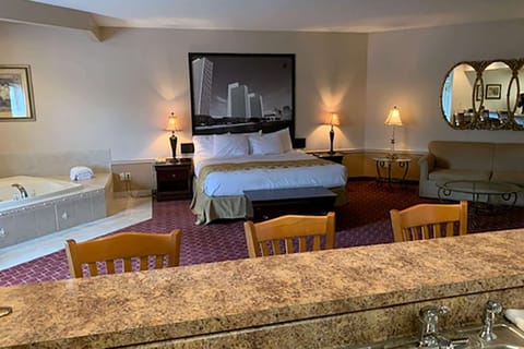 Desk, iron/ironing board, free WiFi