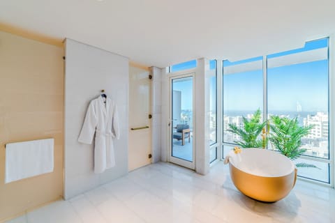 4 Bedroom Penthouse Duplex with Pool | Bathroom | Separate tub and shower, deep soaking tub, designer toiletries
