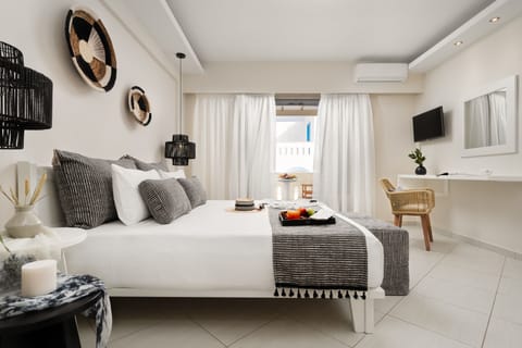 Apartment | Premium bedding, in-room safe, soundproofing, iron/ironing board