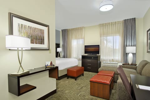 Hypo-allergenic bedding available, in-room safe, desk, laptop workspace