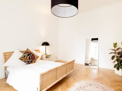 Classic Condo, 1 Bedroom, Kitchen | 1 bedroom, desk, iron/ironing board, cribs/infant beds