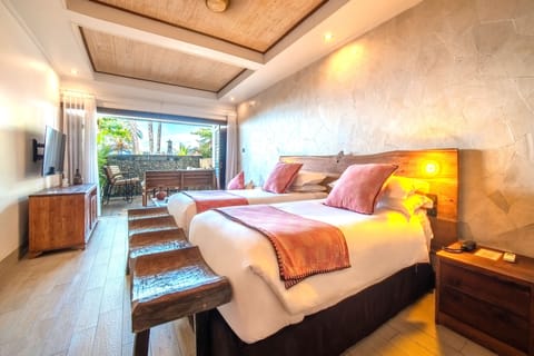 Deluxe Room, Partial Ocean View | Premium bedding, in-room safe, desk, blackout drapes